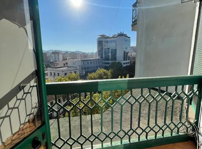 Luxury Center Apartment